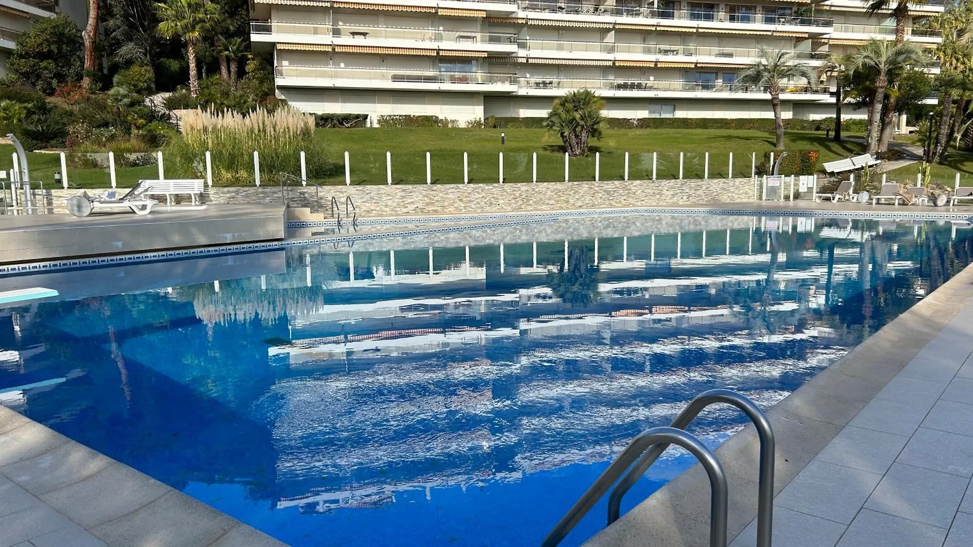 Cannes Eden Residence 